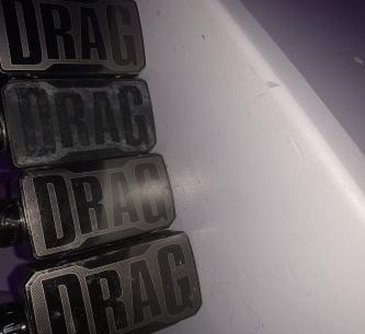 4 Voopoo drag Vapes 2/working 2 in need of service
